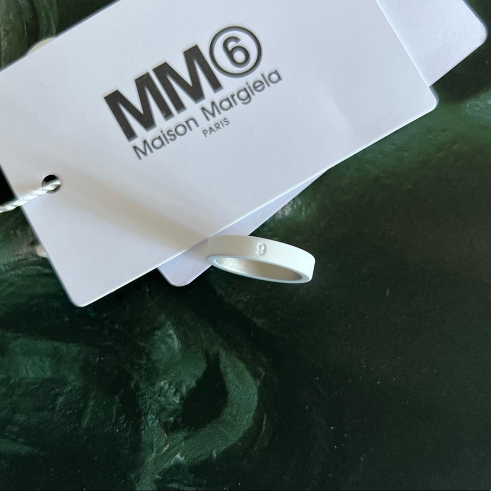 MM6 Maison Margiela white stylish ring